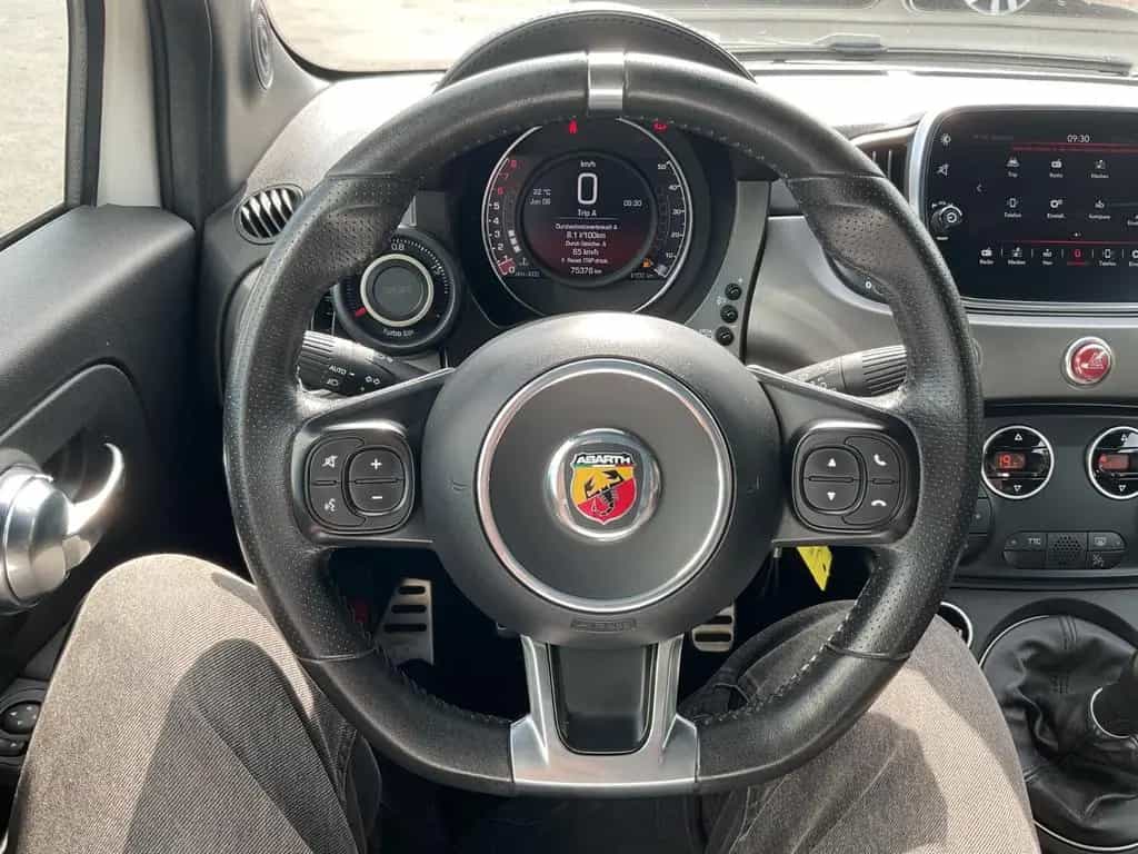 Abarth 595C PISTA Cabrio LED Navi PDC Klima 12/2020-photo-11
