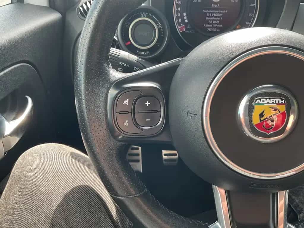 Abarth 595C PISTA Cabrio LED Navi PDC Klima 12/2020-photo-12