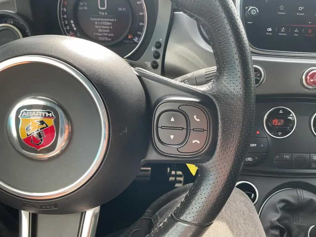 Abarth 595C PISTA Cabrio LED Navi PDC Klima 12/2020-photo-13
