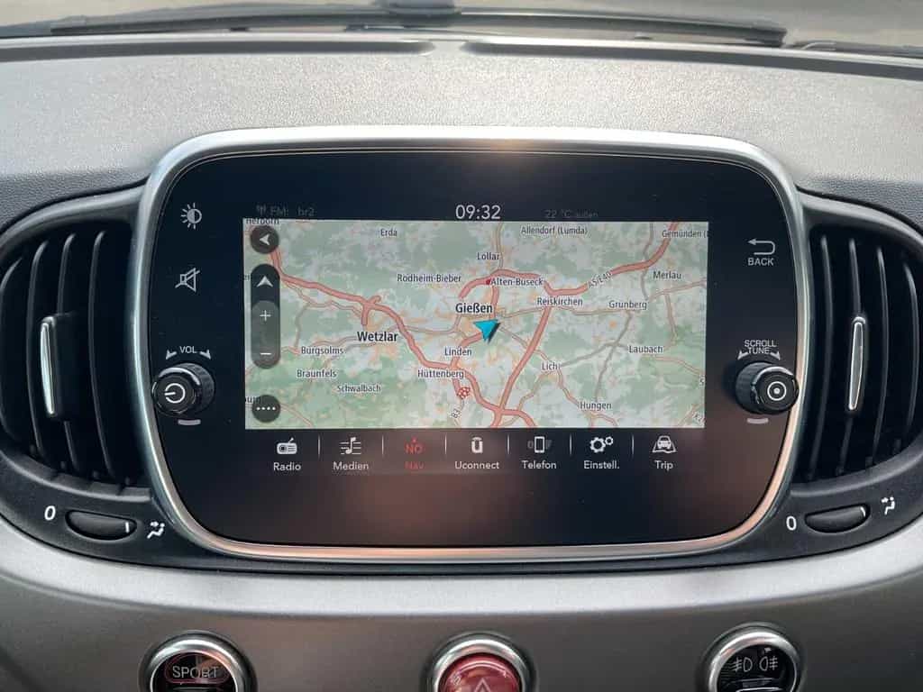 Abarth 595C PISTA Cabrio LED Navi PDC Klima 12/2020-photo-18
