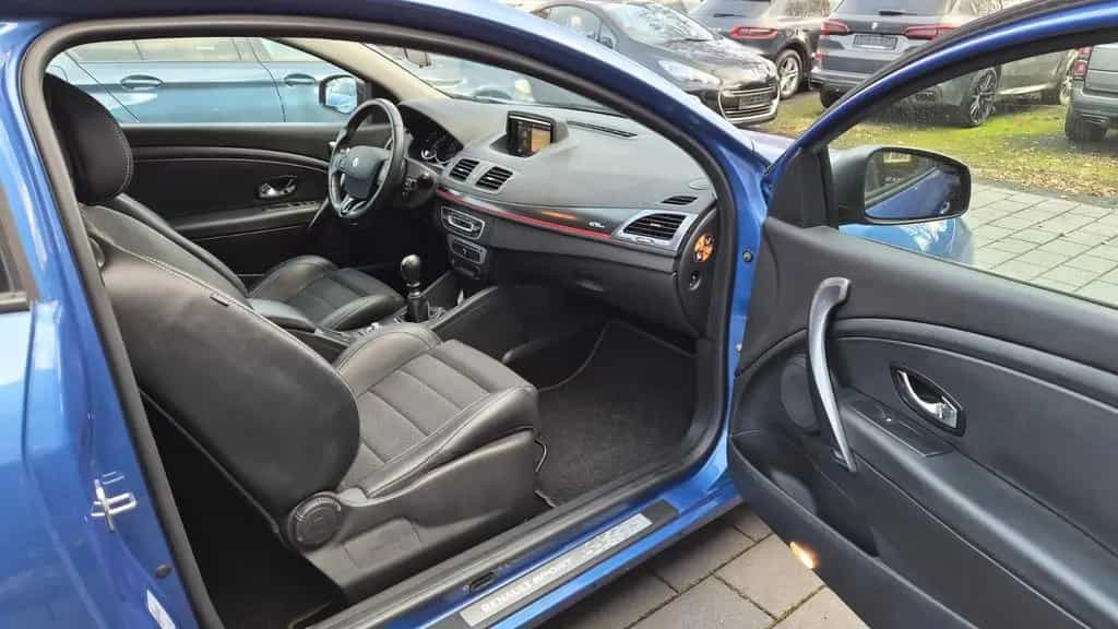 Renault Megane III Coupe GT Line/PANO/NAVI/AHK 08/2014-photo-21