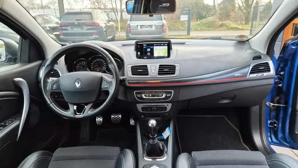 Renault Megane III Coupe GT Line/PANO/NAVI/AHK 08/2014-photo-9