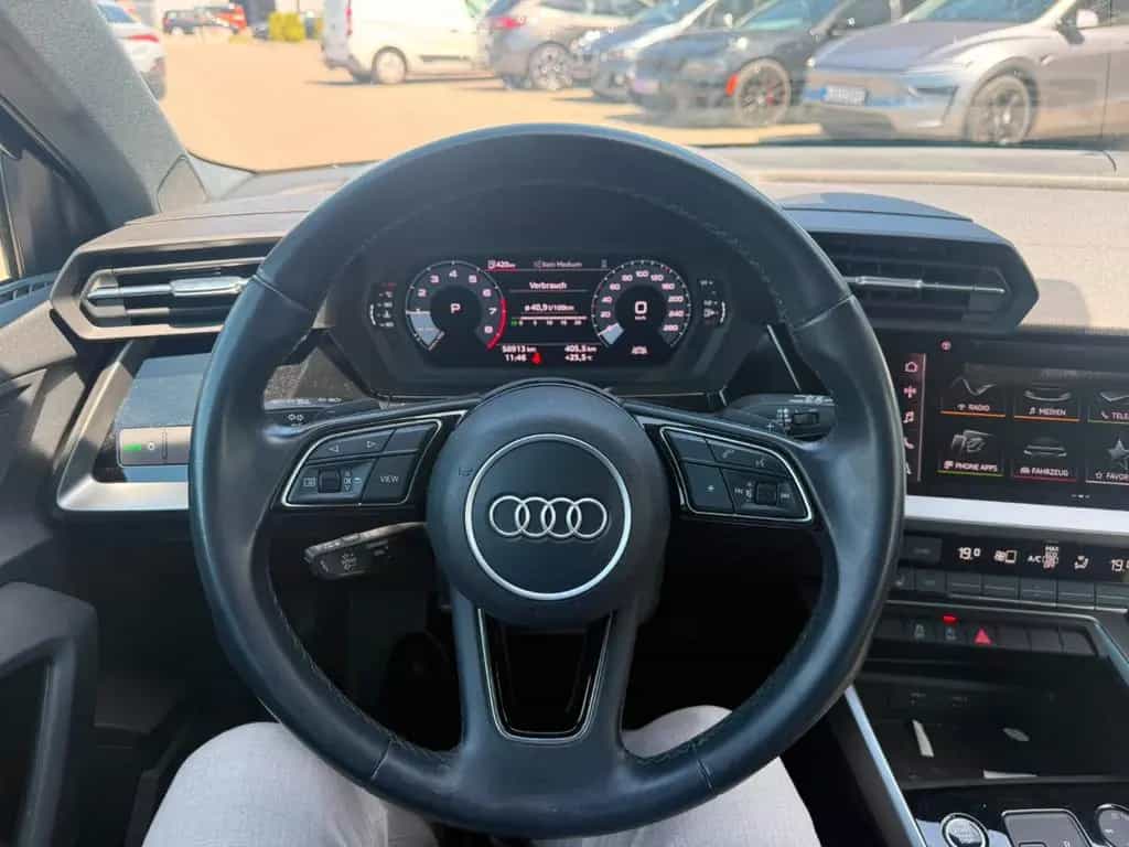Audi A3 Sportback /2-Zonen-Klima/SHZ/PDC/TEMP/LED/TÜV 03/2022-photo-9