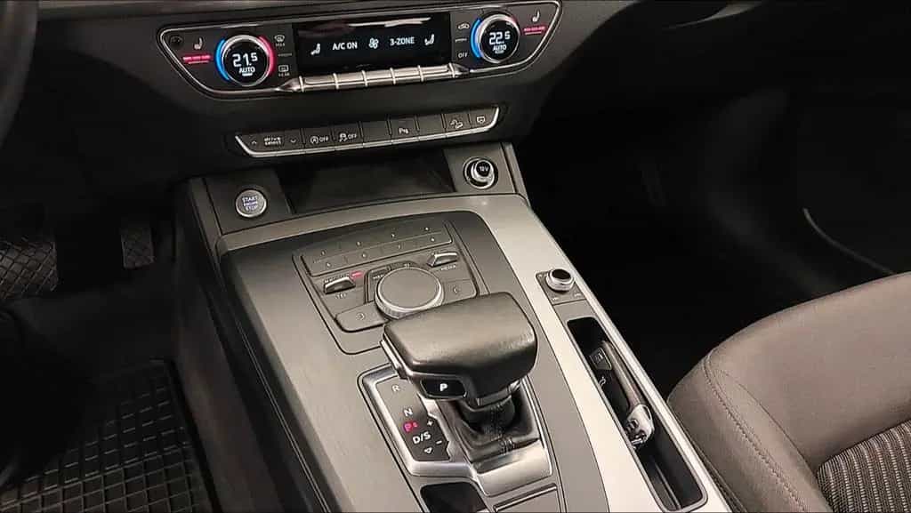 Audi Q5 2.0 TFSI quattro S-tronic 83oookm LED Kamera 10/2017-photo-16