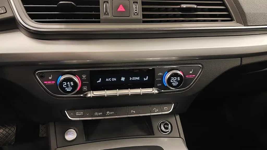 Audi Q5 2.0 TFSI quattro S-tronic 83oookm LED Kamera 10/2017-photo-17