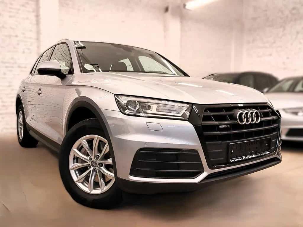 Audi Q5 2.0 TFSI quattro S-tronic 83oookm LED Kamera 10/2017-photo-2