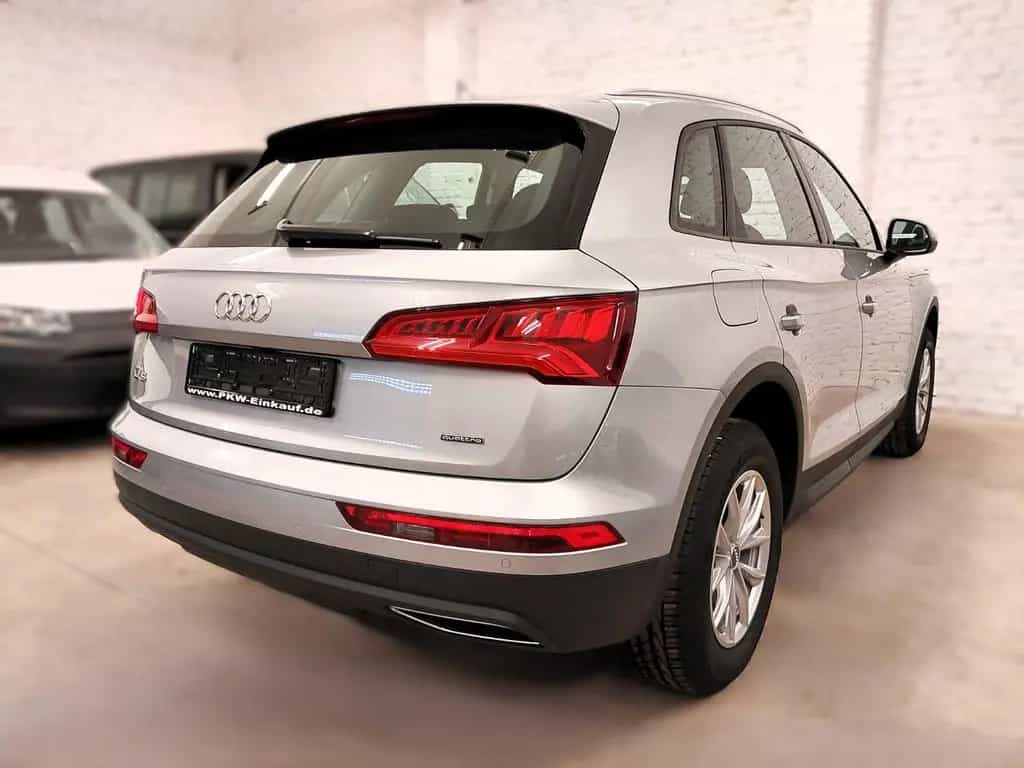 Audi Q5 2.0 TFSI quattro S-tronic 83oookm LED Kamera 10/2017-photo-5