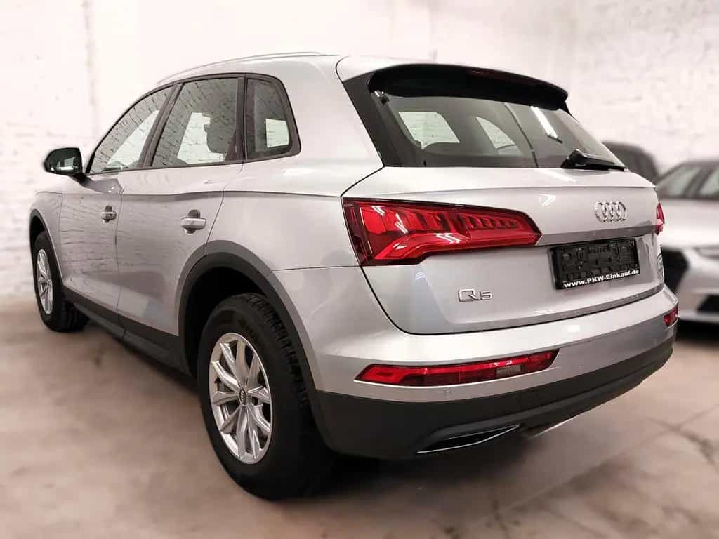 Audi Q5 2.0 TFSI quattro S-tronic 83oookm LED Kamera 10/2017-photo-6