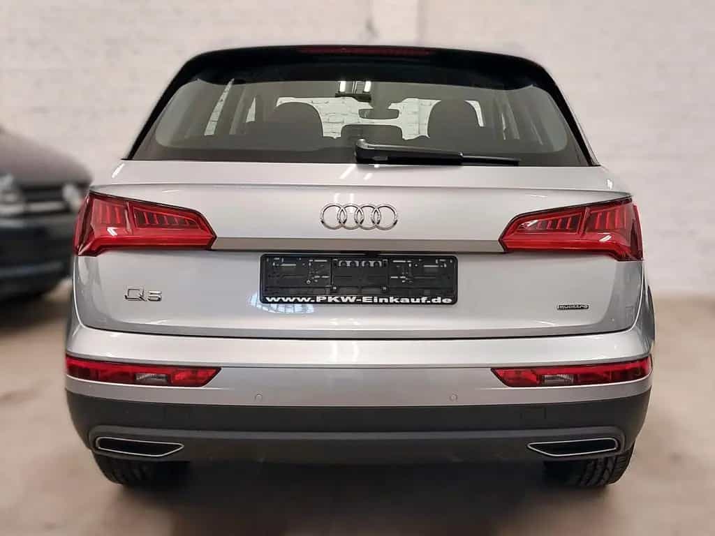 Audi Q5 2.0 TFSI quattro S-tronic 83oookm LED Kamera 10/2017-photo-8
