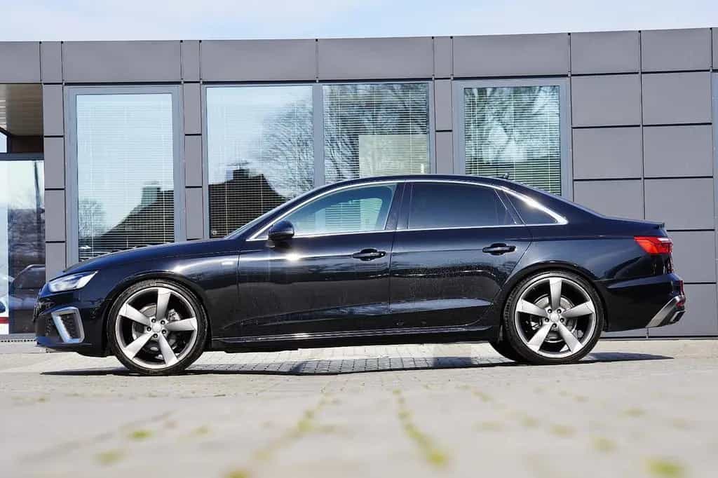 Audi A4 Lim. 35 TDI S line MIT 3 JAHREN GARANTIE !!! 01/2022-photo-5