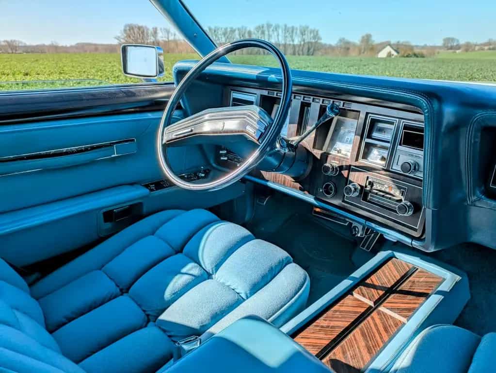 Lincoln Continental Mark V 07/1978-photo-12