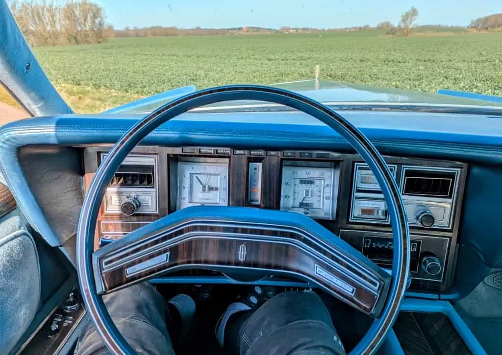 Lincoln Continental Mark V 07/1978-photo-14