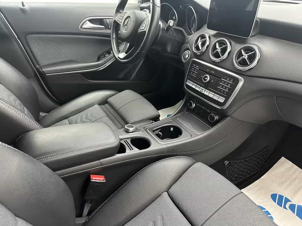 Mercedes-Benz GLA 220 4Matic "NAVI-MULTI-CAM-LED-SITZH-ALU" 02/2020-photo-10