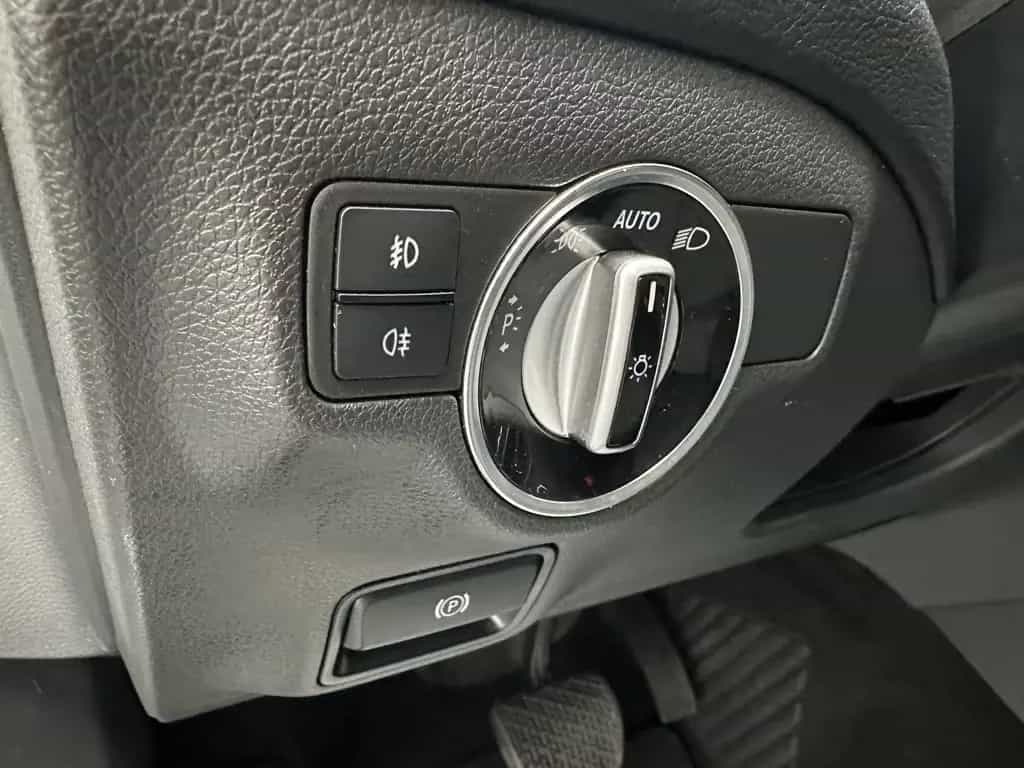 Mercedes-Benz GLA 220 4Matic "NAVI-MULTI-CAM-LED-SITZH-ALU" 02/2020-photo-18