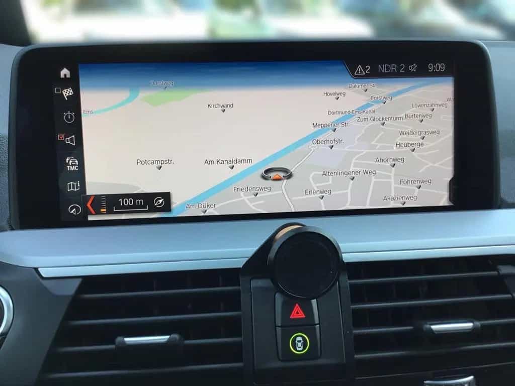 BMW X3 xDrive 20 d Advantage +LEDER +PANO +AHK +HUD 08/2019-photo-12