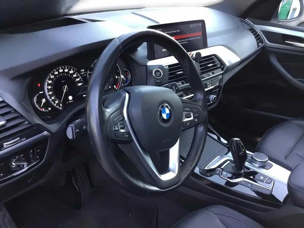 BMW X3 xDrive 20 d Advantage +LEDER +PANO +AHK +HUD 08/2019-photo-9