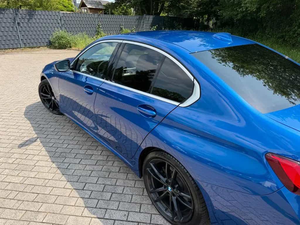 BMW 320 d M Sport HeadUp-Laser-Totwi.-Spur-KeyGo-RK- 09/2019-photo-3