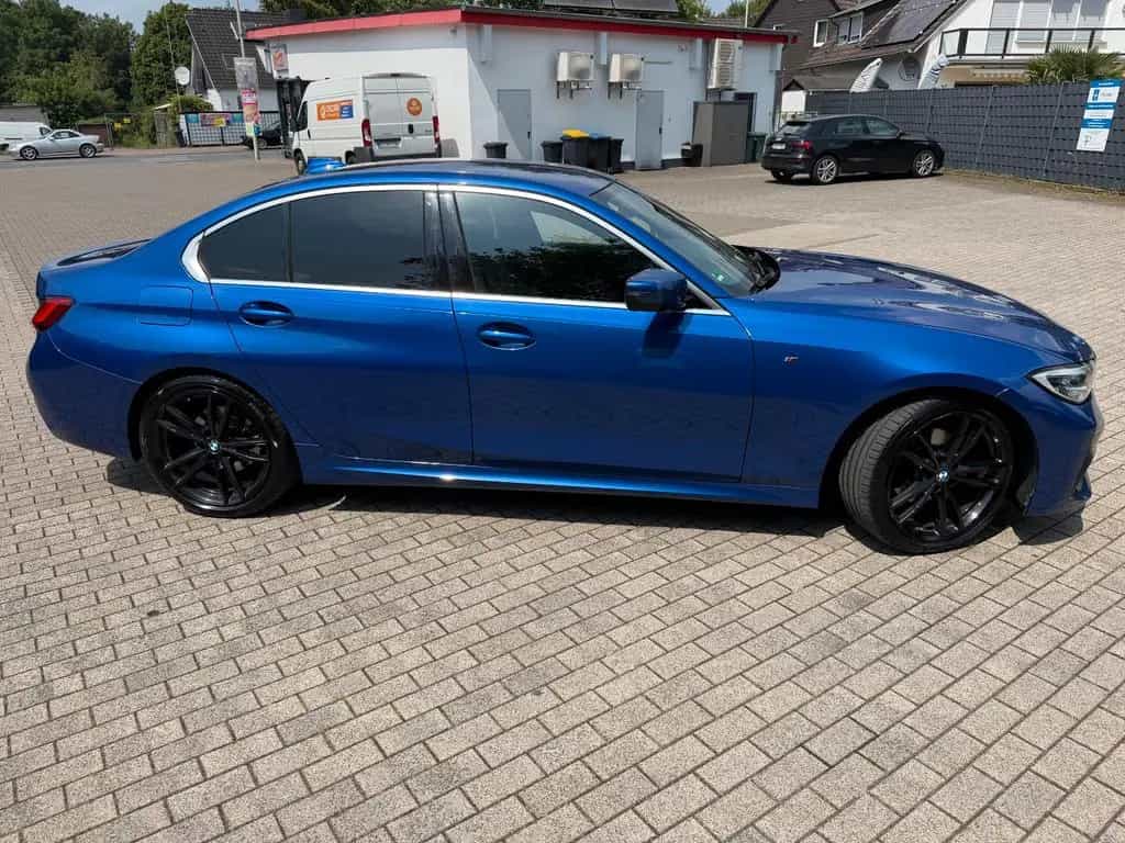 BMW 320 d M Sport HeadUp-Laser-Totwi.-Spur-KeyGo-RK- 09/2019-photo-8