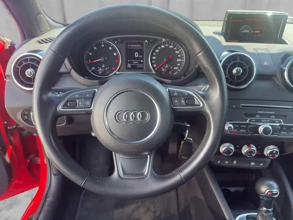 Audi A1 Sportback S-Line 125PS Automatik/XENON/NAVI 04/2018-photo-10
