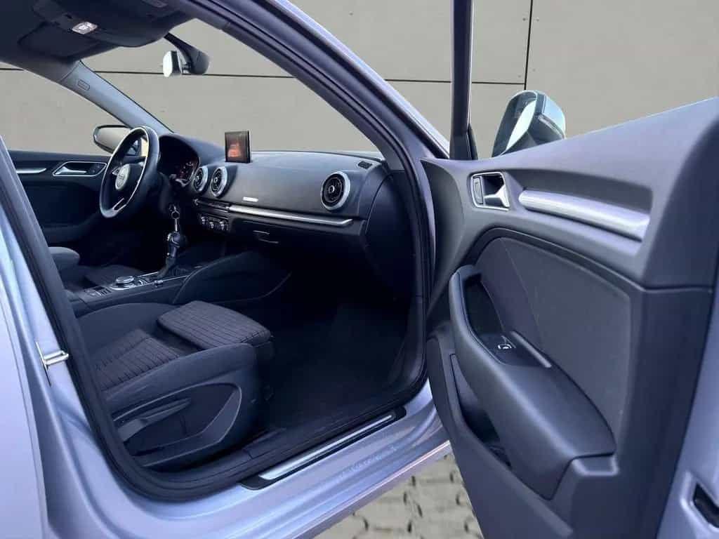 Audi A3 Sportback 1.5TFSI sport S-Tronic Navi LED PDC 02/2019-photo-10