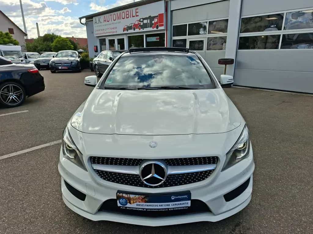 Mercedes-Benz CLA 180 AMG LINE 09/2015-photo-1