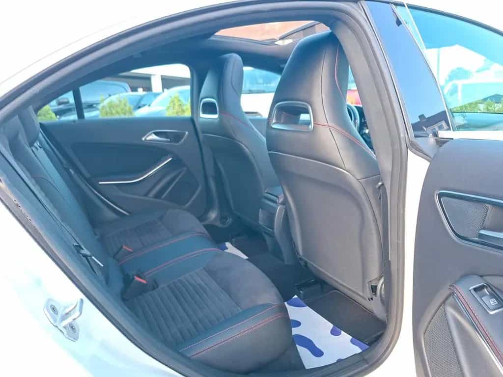 Mercedes-Benz CLA 180 AMG LINE 09/2015-photo-16