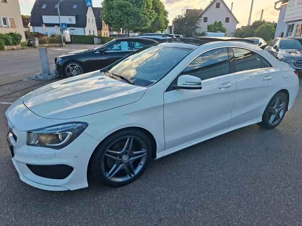 Mercedes-Benz CLA 180 AMG LINE 09/2015-photo-23