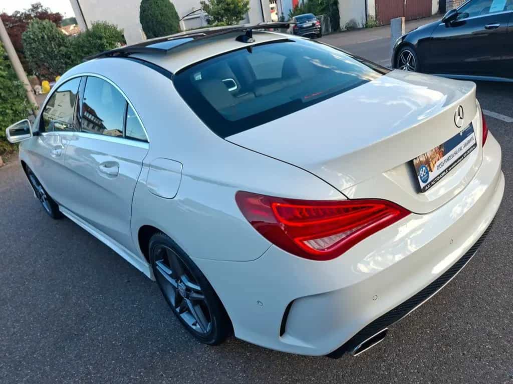 Mercedes-Benz CLA 180 AMG LINE 09/2015-photo-29