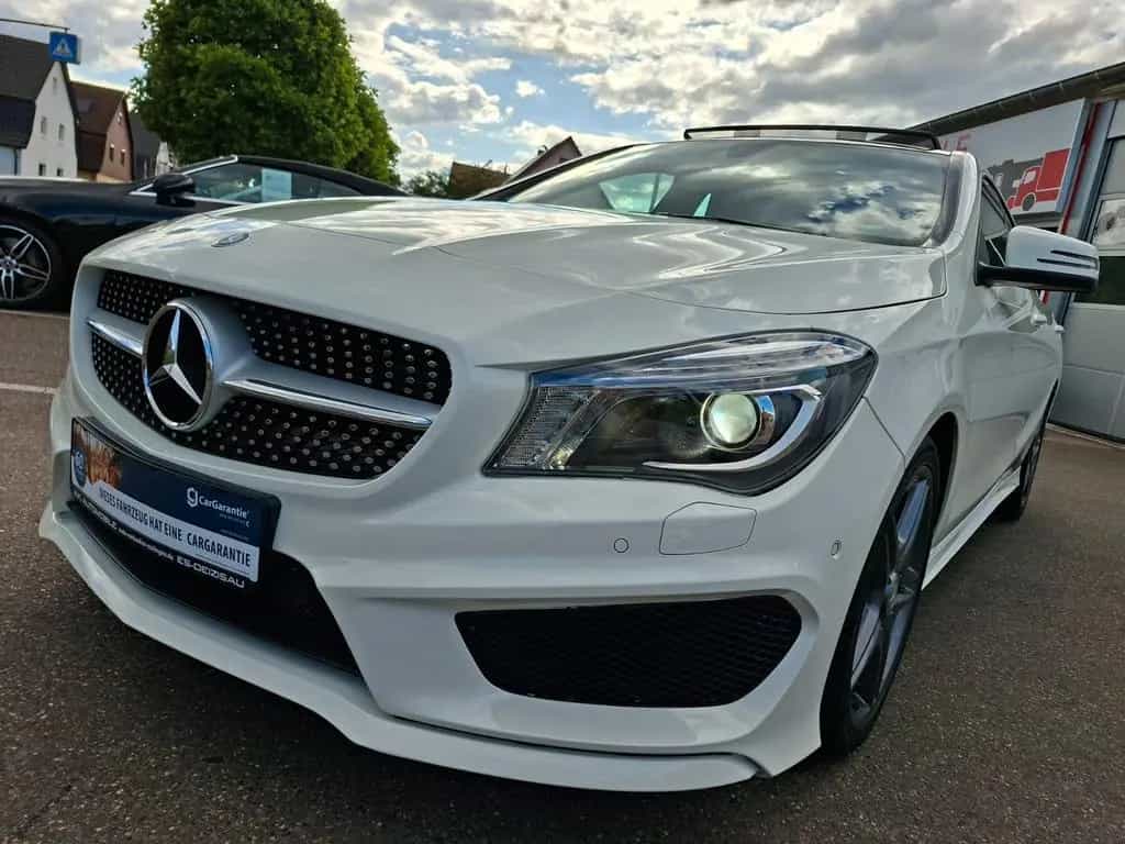 Mercedes-Benz CLA 180 AMG LINE 09/2015-photo-3