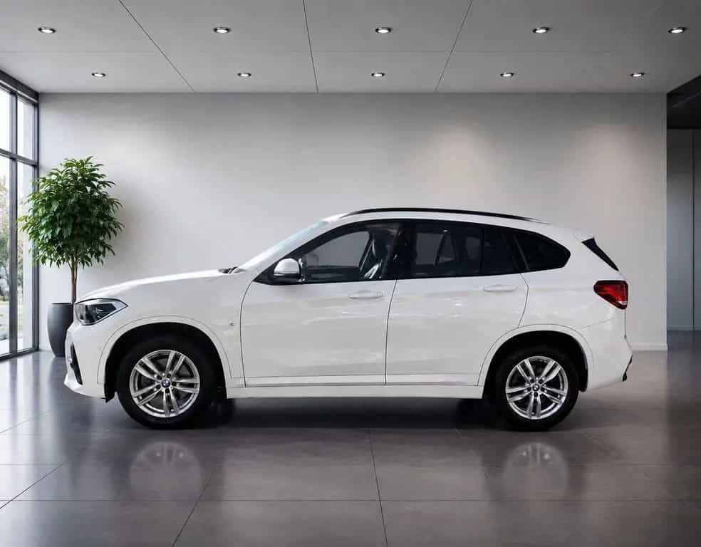 BMW X1 sDrive20i M Sport Steptronic DCT M Sport 09/2021-photo-1