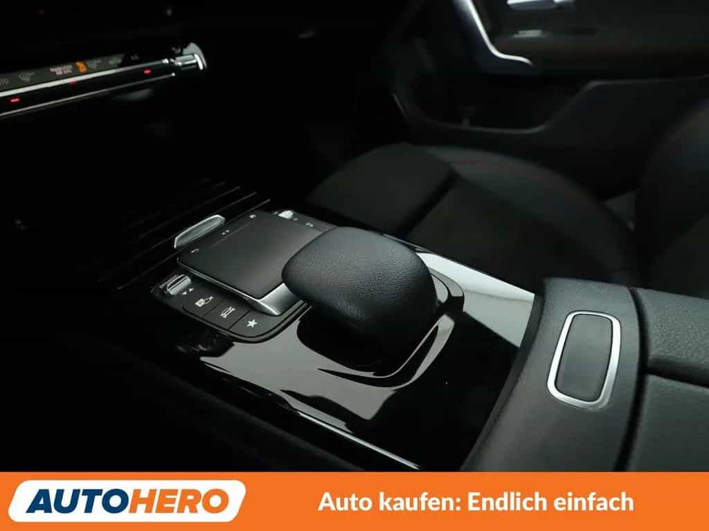 Mercedes-Benz CLA 200 Shooting Brake CLA-Klasse CLA 200 Shooting Brake AMG Line Aut. 09/2020-photo-23