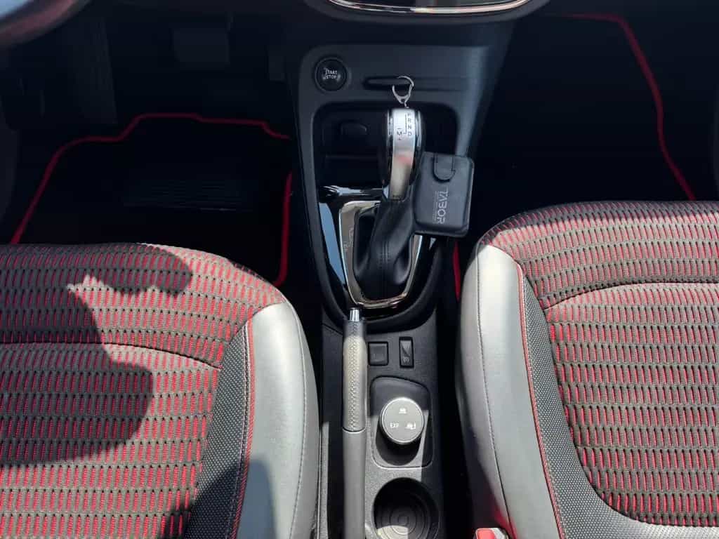 Renault Captur XMOD AUTOMATIK/TÜV NEU/KLIMA/NAVI/LEDER 04/2017-photo-17