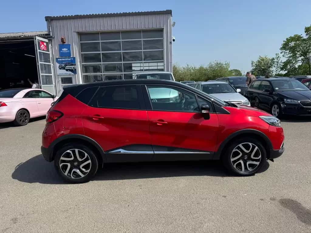 Renault Captur XMOD AUTOMATIK/TÜV NEU/KLIMA/NAVI/LEDER 04/2017-photo-3