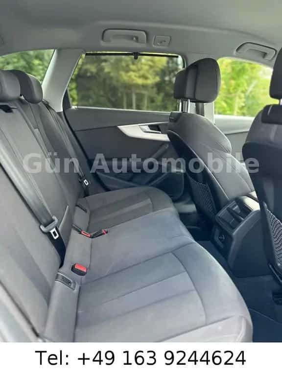 Audi A4 Avant 35 TDI NAVI 360° RFK AHK TOT STAND ACC 01/2022-photo-22