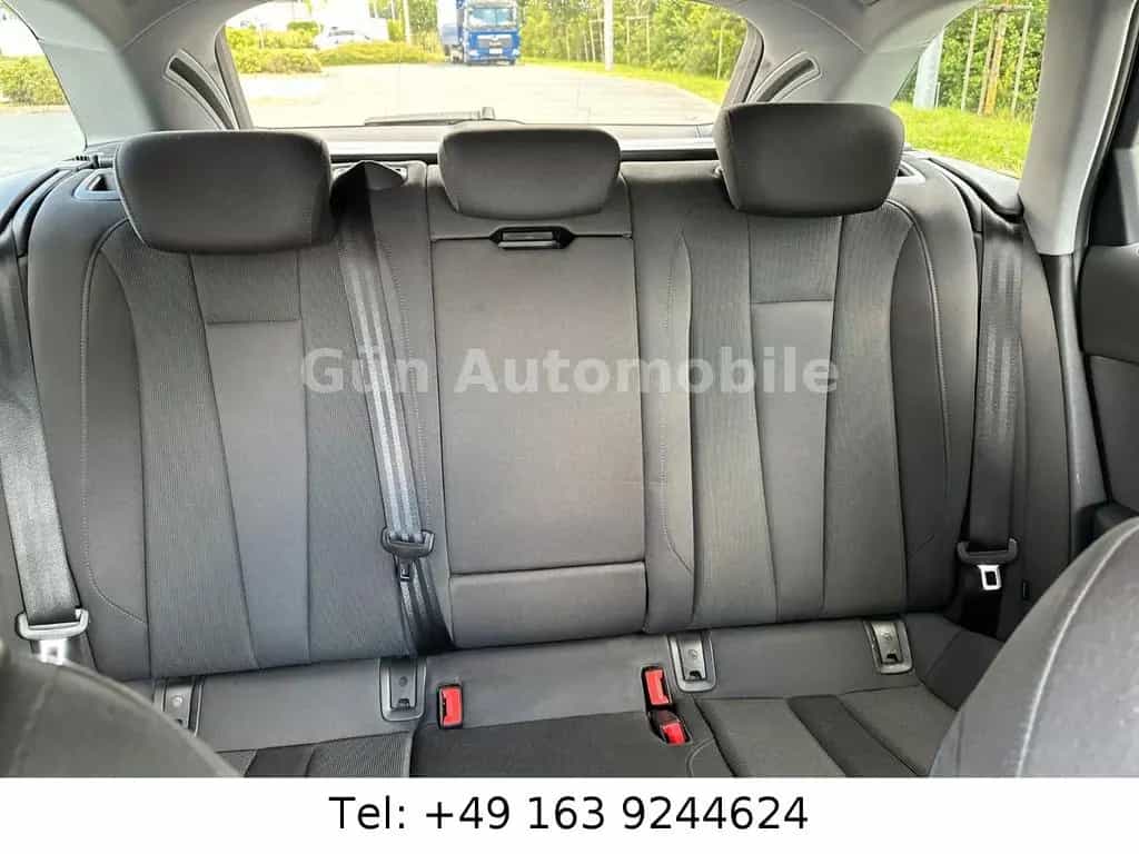 Audi A4 Avant 35 TDI NAVI 360° RFK AHK TOT STAND ACC 01/2022-photo-23