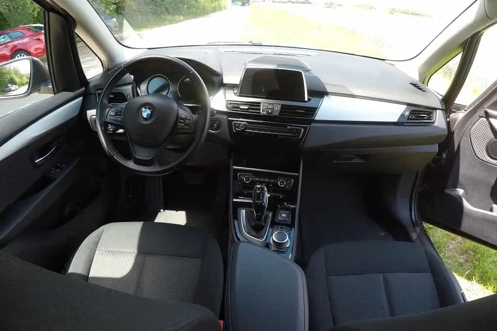 BMW 218 Gran Tourer 218d Gran Tourer  Advantage  Navi Park.Assist. 03/2019-photo-5