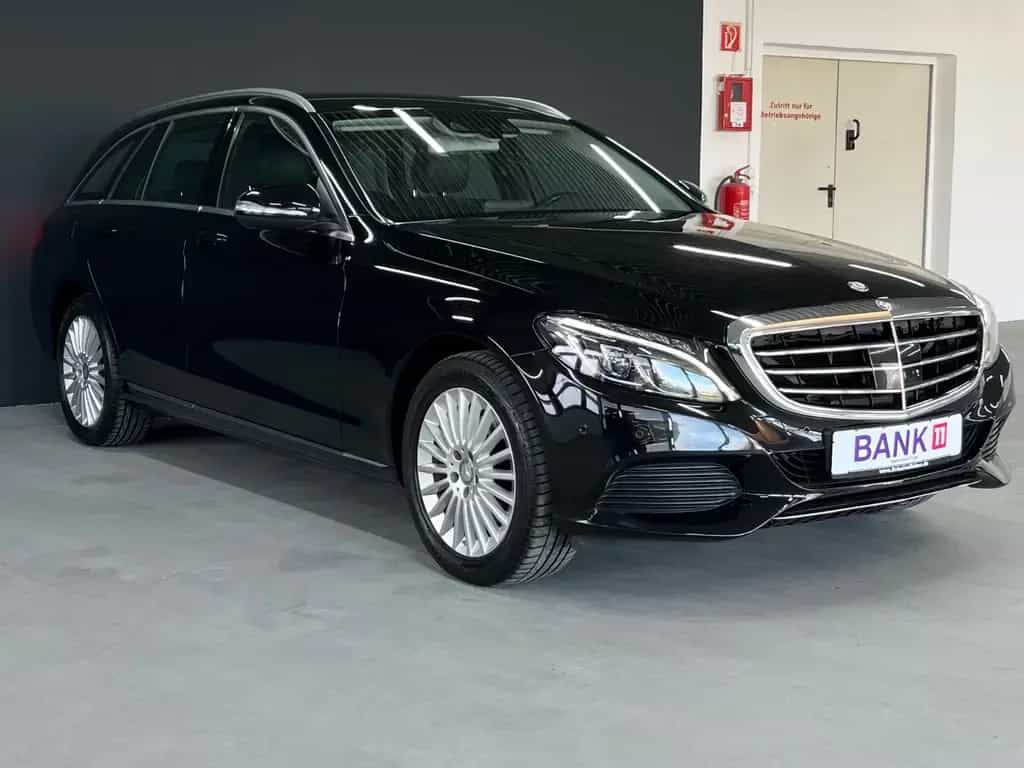 Mercedes-Benz C 220 d Exclusive ACC+Lenk Totwinkel ILS AHK 02/2015-photo-2