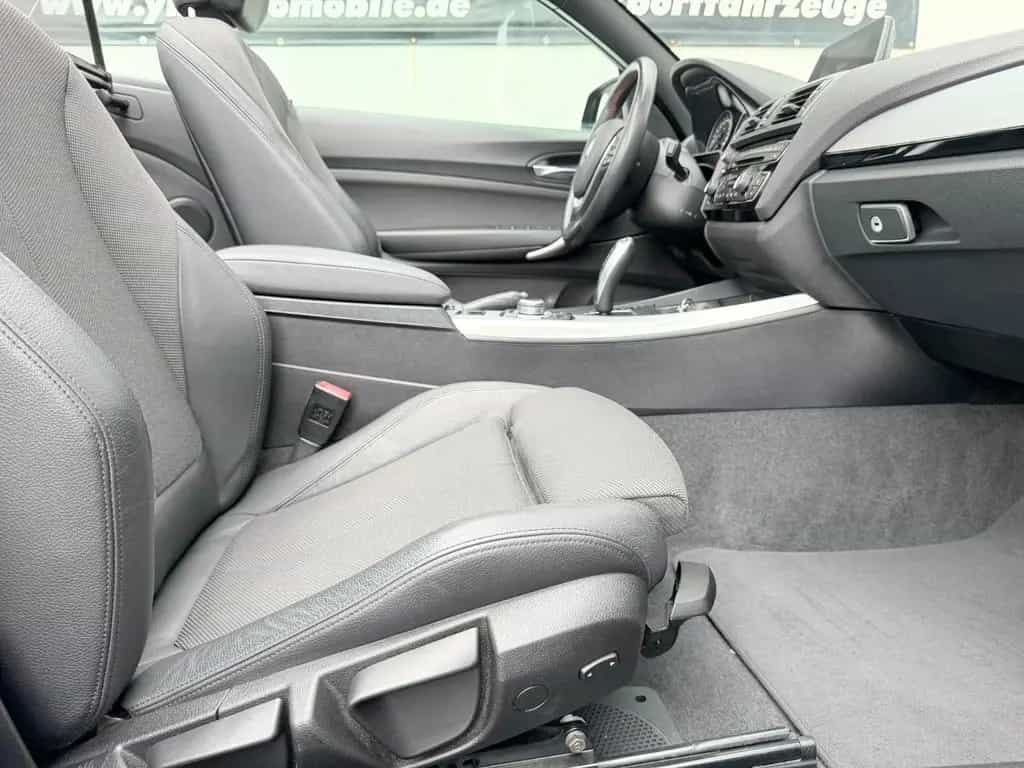 BMW 220 Cabrio 220 d Sport Line+XENON+PDC+Automatik 07/2017-photo-21