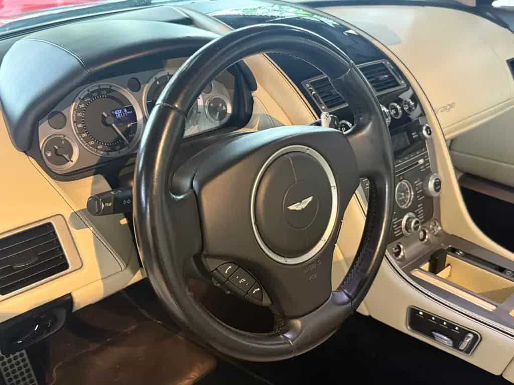 Aston Martin Virage Volante Touchtronic++TRAUM KFZ++ 05/2012-photo-25