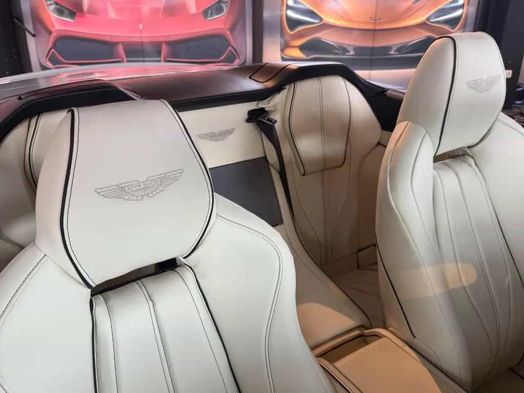 Aston Martin Virage Volante Touchtronic++TRAUM KFZ++ 05/2012-photo-30