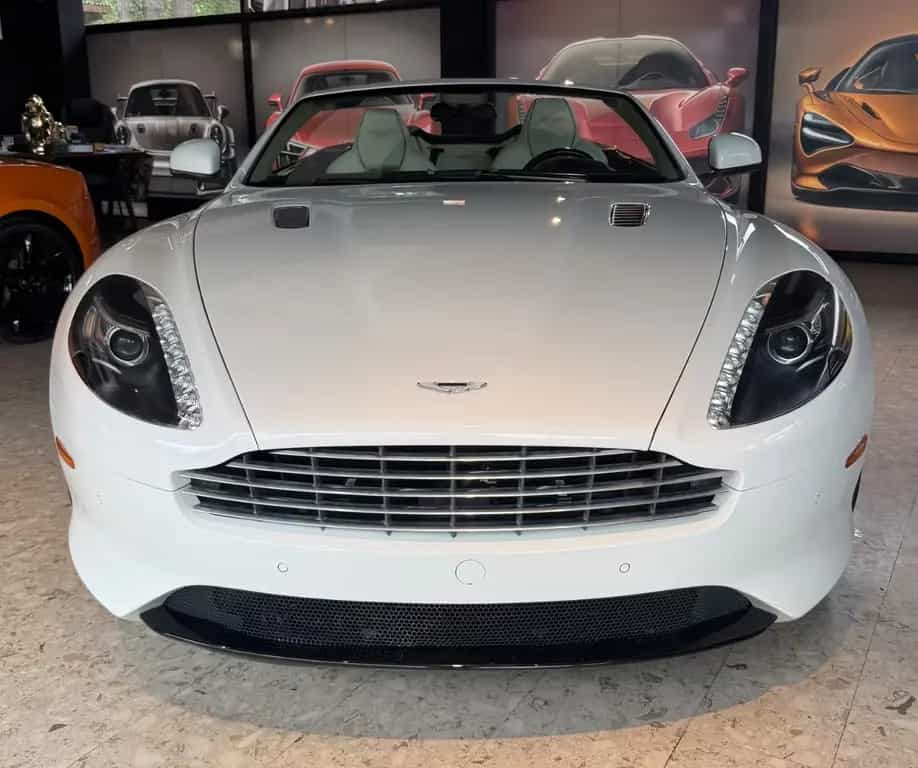 Aston Martin Virage Volante Touchtronic++TRAUM KFZ++ 05/2012-photo-4