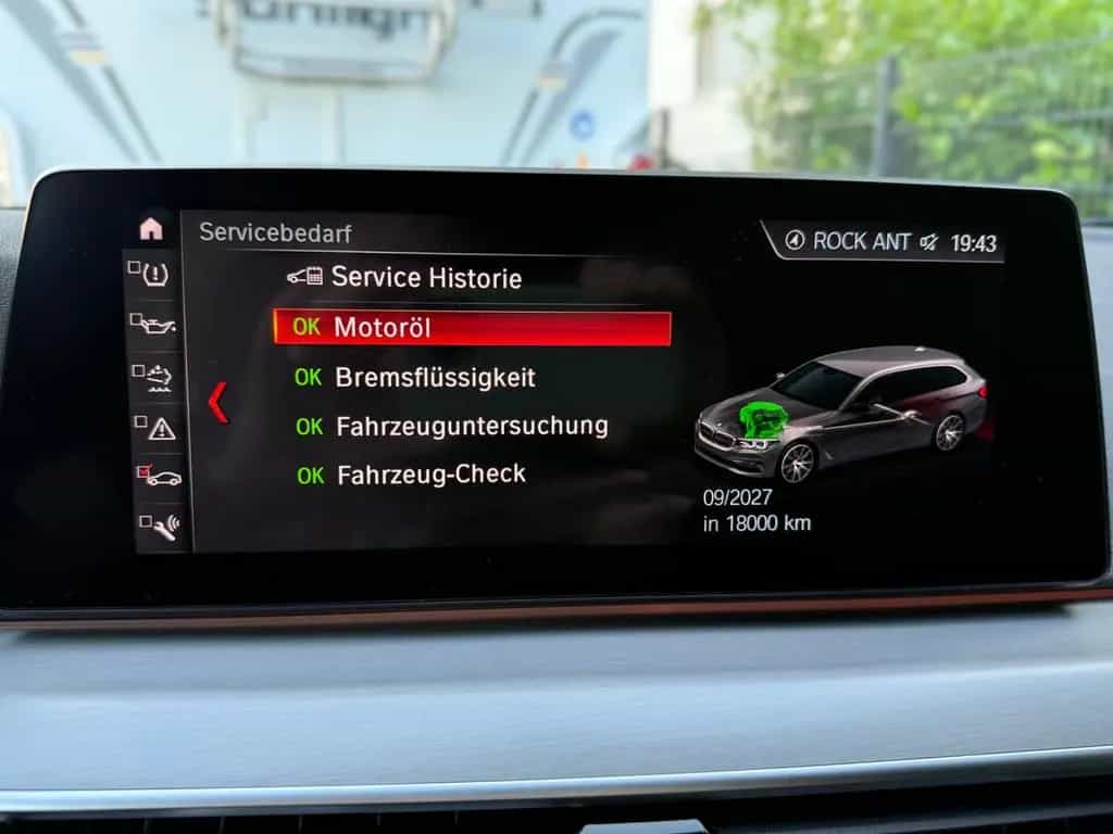 BMW 520 d Touring Sportline 08/2019-photo-11