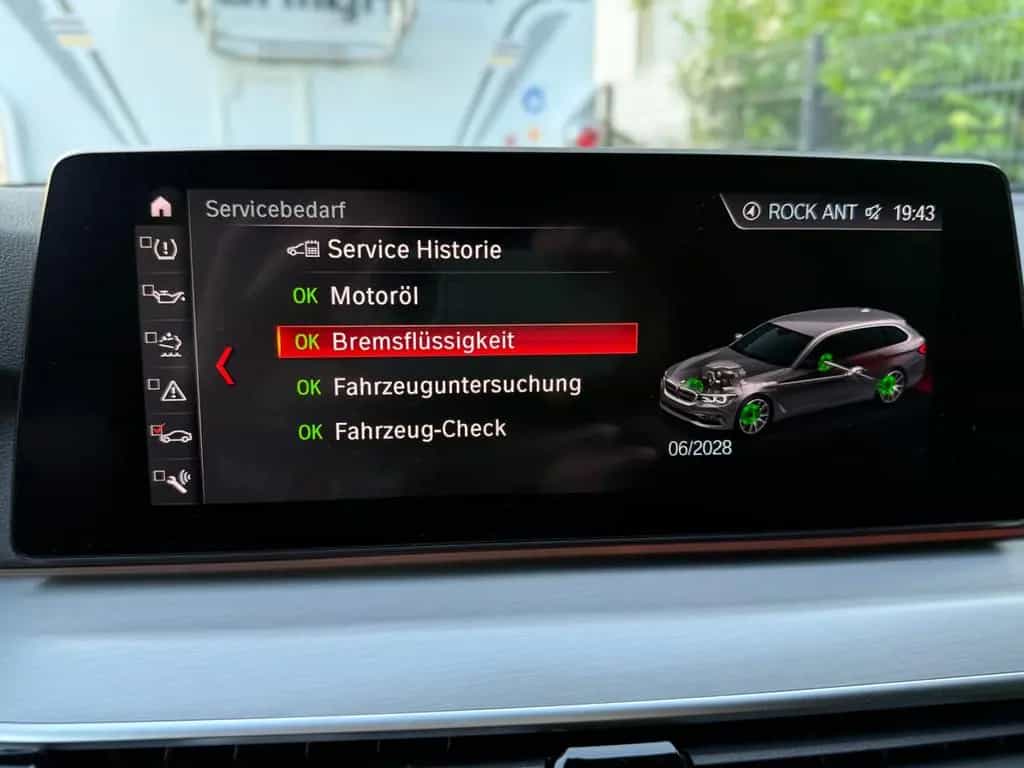 BMW 520 d Touring Sportline 08/2019-photo-12
