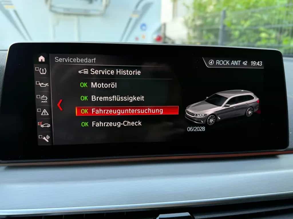 BMW 520 d Touring Sportline 08/2019-photo-13