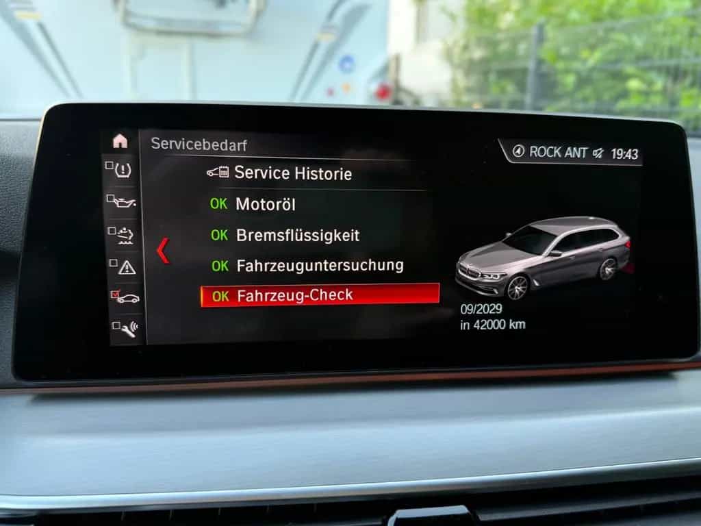 BMW 520 d Touring Sportline 08/2019-photo-14