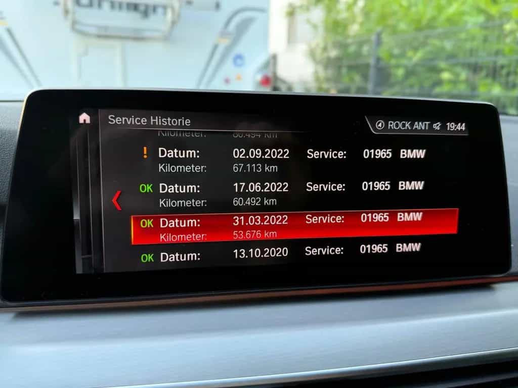 BMW 520 d Touring Sportline 08/2019-photo-16