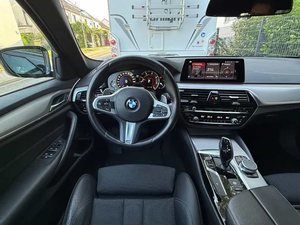 BMW 520 d Touring Sportline 08/2019-photo-5