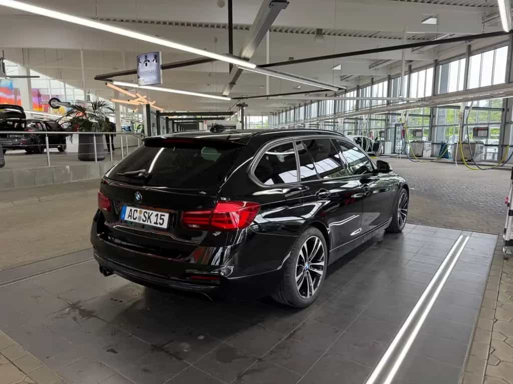 BMW 320 i Touring Sport Line Automatic F31 09/2018-photo-2