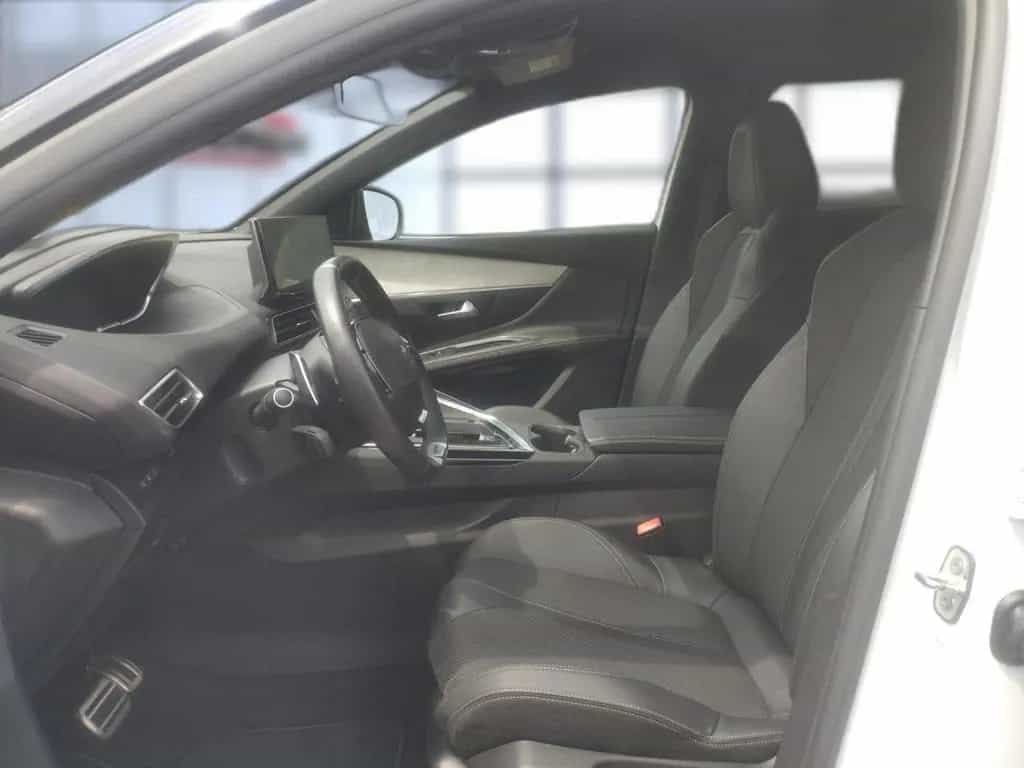 Peugeot 5008 GT Bluetooth Navi LED Klima Einparkhilfe 01/2024-photo-12
