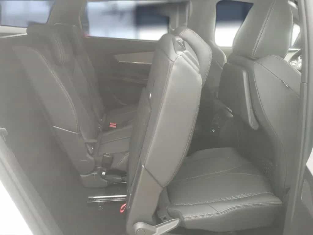 Peugeot 5008 GT Bluetooth Navi LED Klima Einparkhilfe 01/2024-photo-21